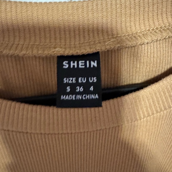 SHEIN Camel Ribbed Crop Top - Picture 2 of 3